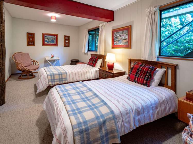 69 Woodills Road Akaroa_17