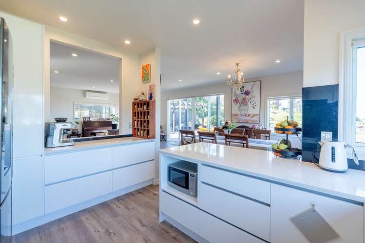 8 Wisteria Way Mairangi Bay_10