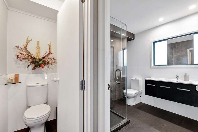 28B Poplar Grove Whalers Gate_16