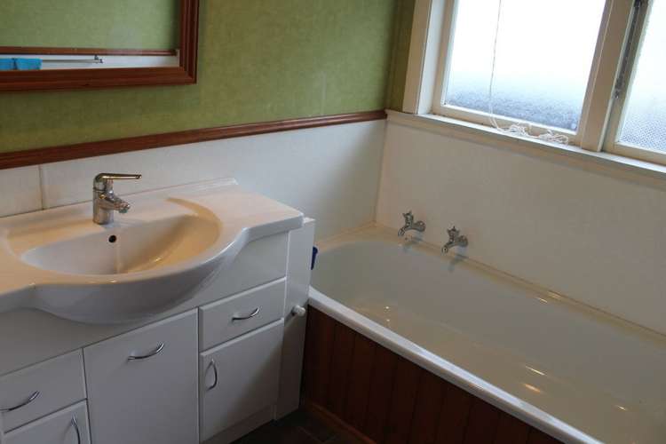 65 Davis Crescent Netherby_16