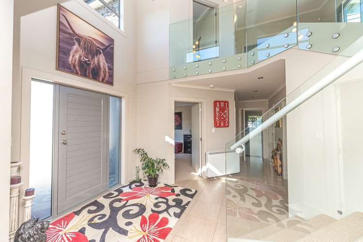 4 Lithgow Drive Otamatea_1