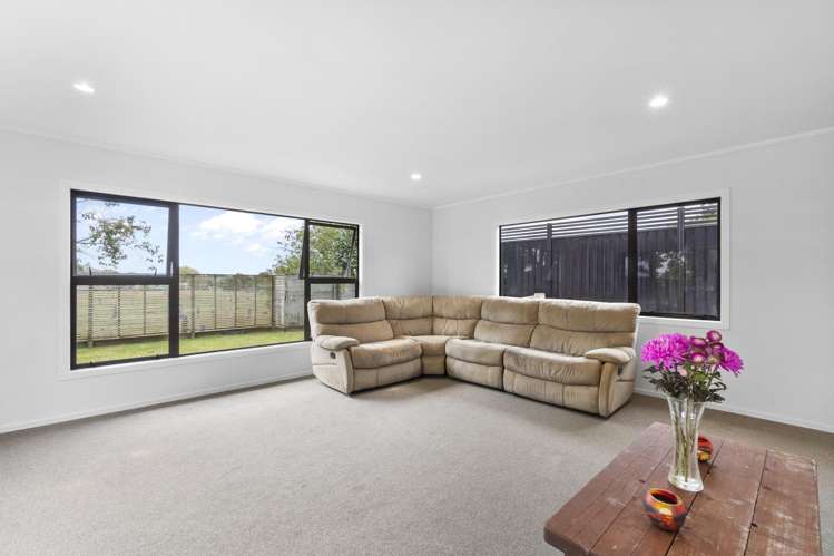 364 Cobham Drive Hillcrest_13