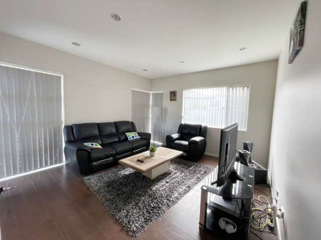 22 Helianthus Avenue Flat Bush_3