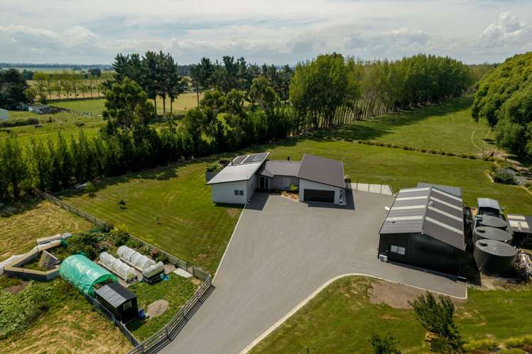 299 Reid Line East Colyton_37