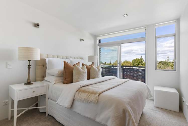 11 Icarus Place Half Moon Bay_25