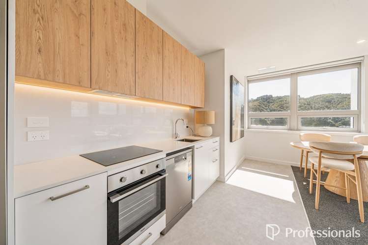 1/13/41 Percy Cameron Street_1