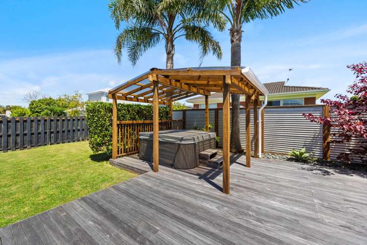 5 Harford Place Pakuranga Heights_12