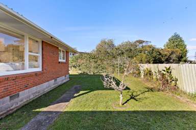 1&2/34 Evelyn Place_2