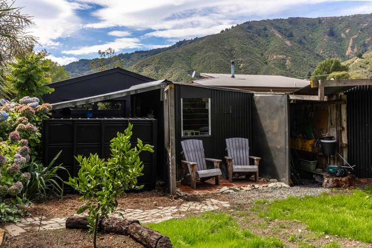 6b Beach Road Waikawa_23