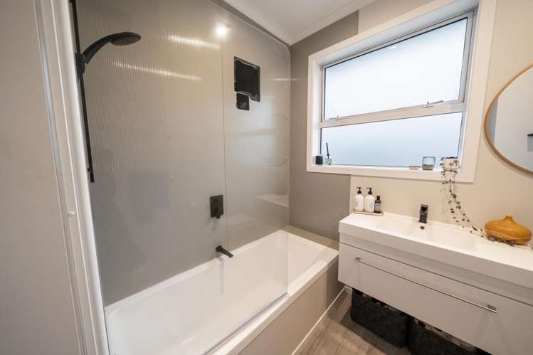 136 Chelmsford Street Windsor_10