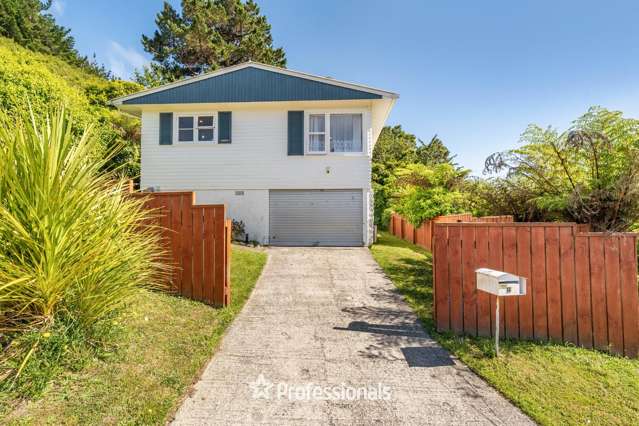 8 Harlow Grove Wainuiomata_3