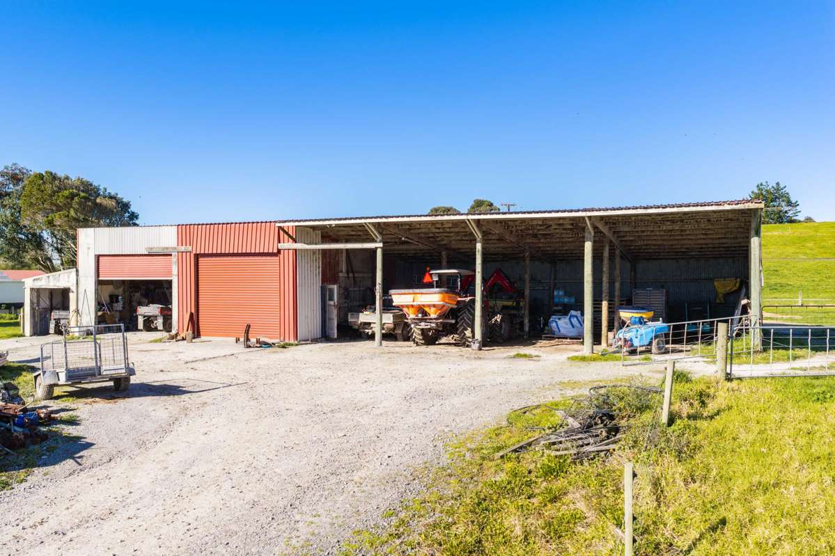 454 West Coast Road_4