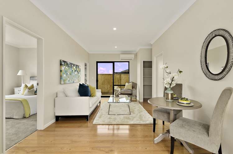 2 Eastfield Avenue Flat Bush_10