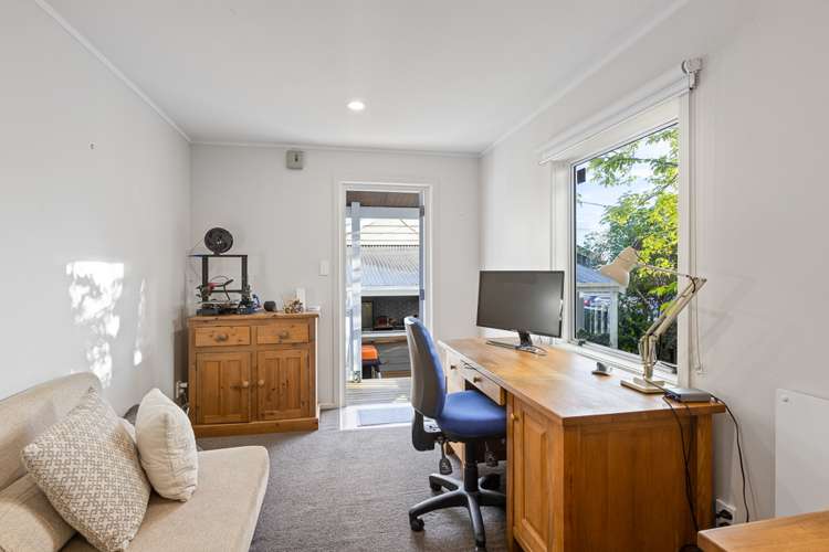 33 Owairaka Avenue Mount Albert_32