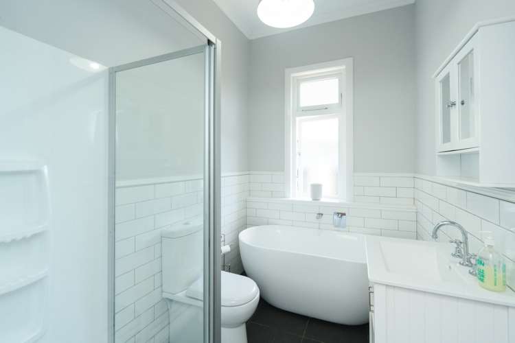 322 College Street West End_18