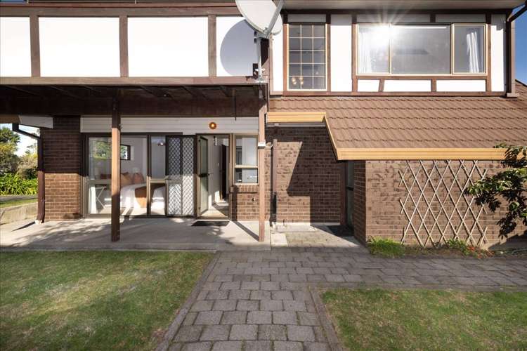 15A Cooneys Drive Matua_15