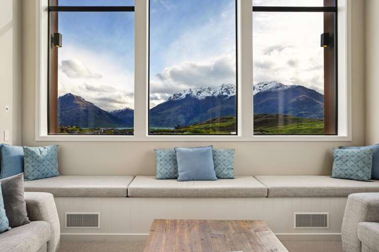 4 McKellar Drive Jacks Point_13