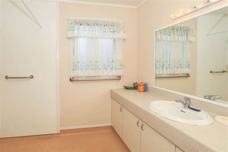 8 Dalgliesh Avenue Forest Lake_8