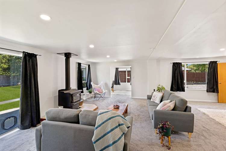 12 Kowhai Street Oxford_9