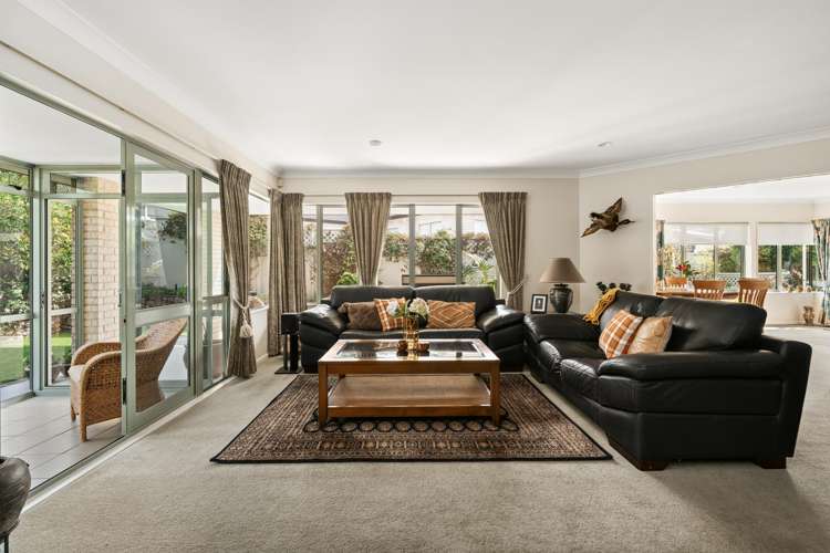 1 Glenrowan Rise Bethlehem_2