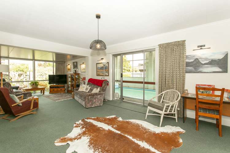 67 Racecourse Road Allenton_3