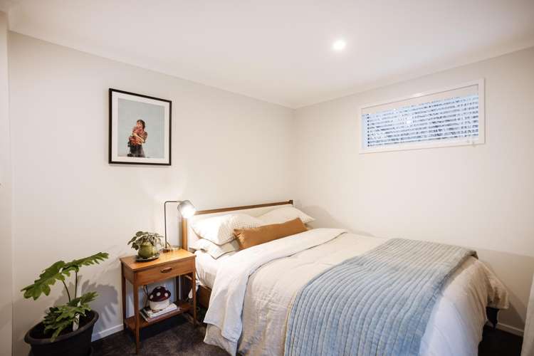 44 and 58 Hilton Road Highcliff_12