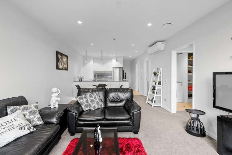 506/4 Bute Road Browns Bay_5