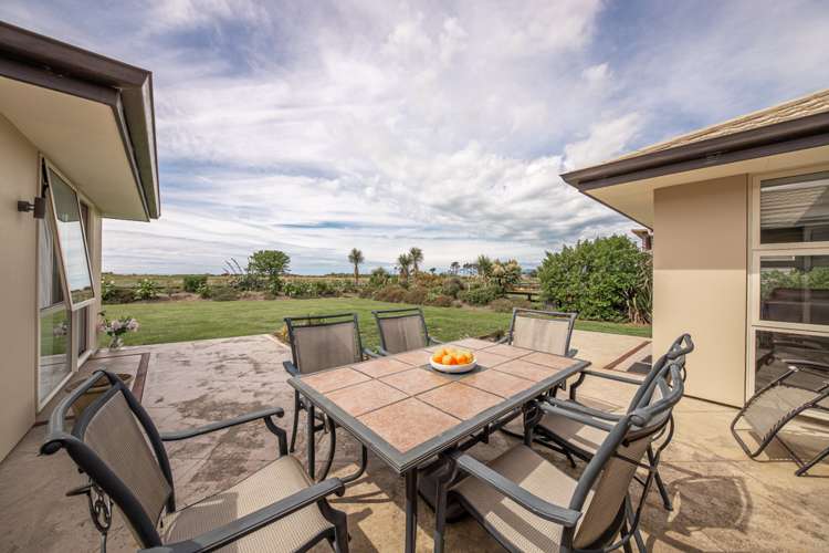 6 Elley Drive Carters Beach_29