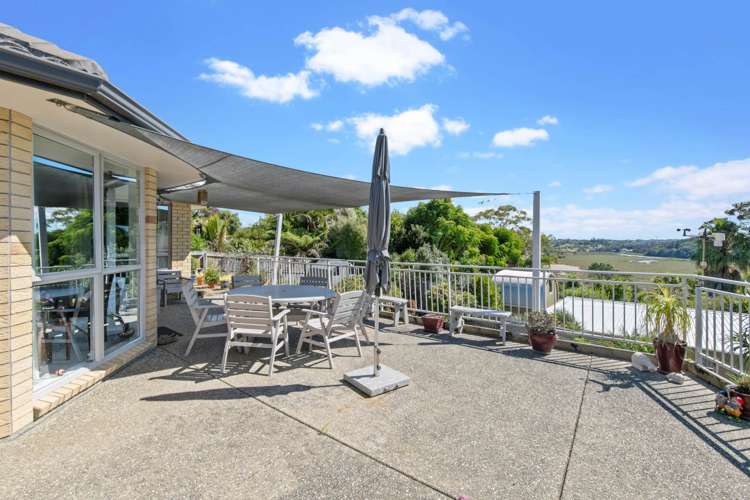 68 Rivervale Grove Stanmore Bay_6