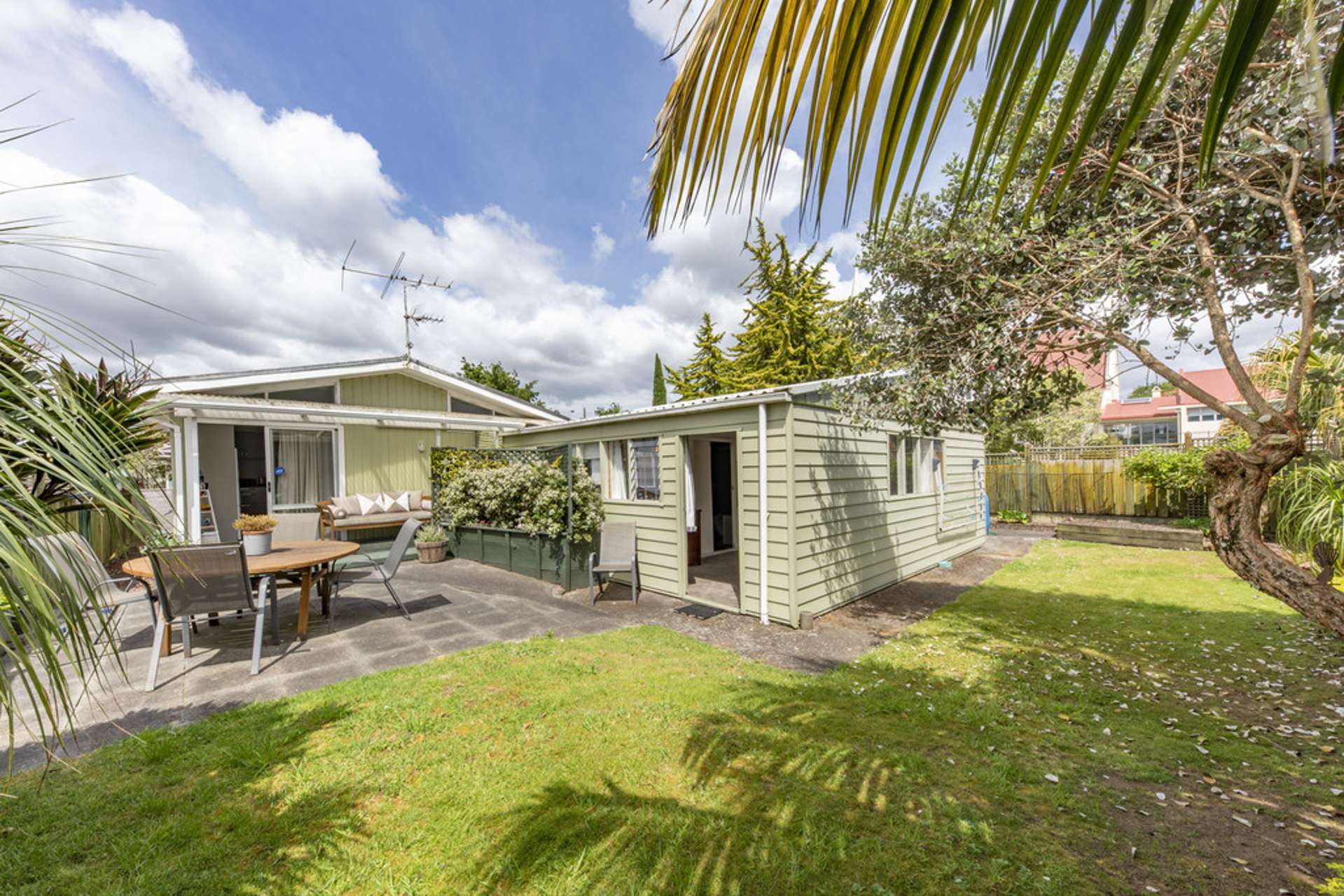 2/132 Church Street Onehunga_0