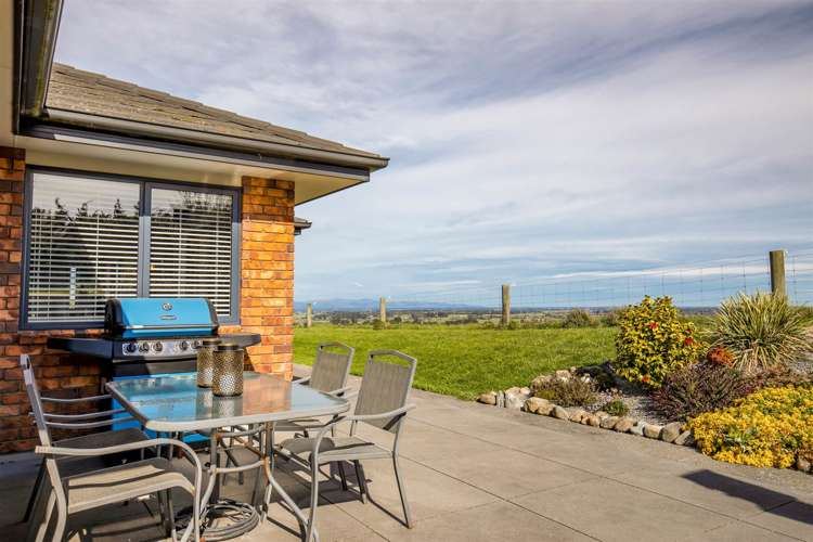 201 Davis Road Cust_16