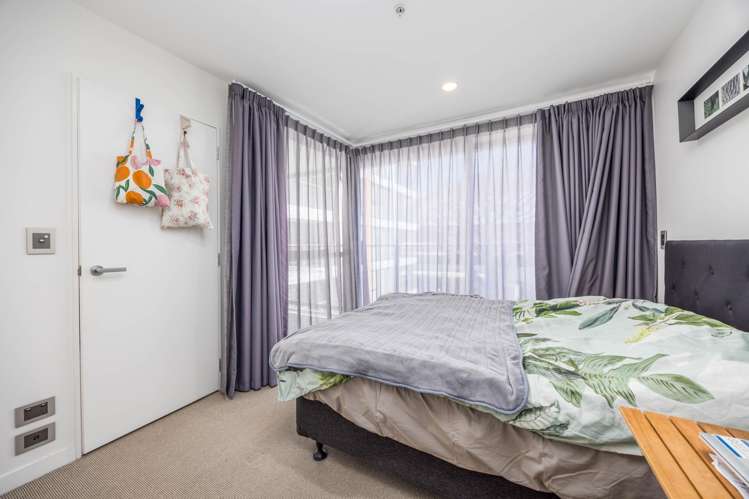 307/10 Lion Place Epsom_5