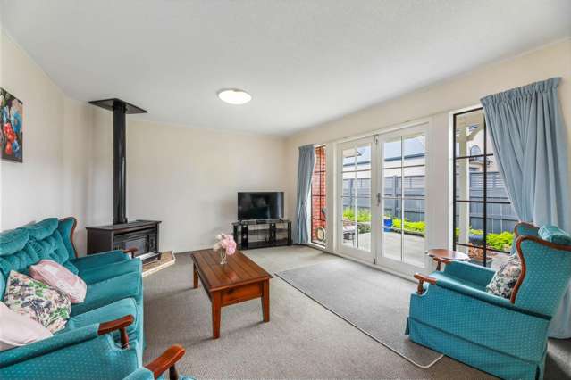 'A Central Blenheim Winner' - 1/90 Maxwell Road