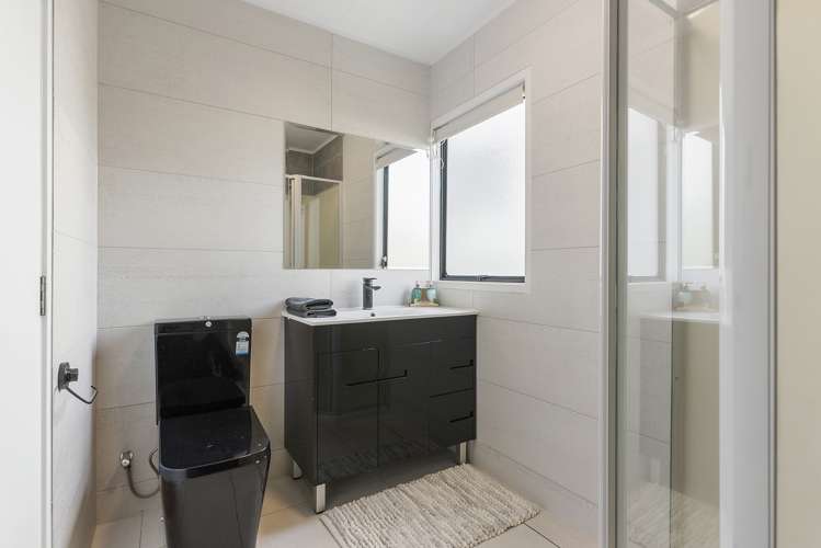 174 Universal Drive Henderson_17