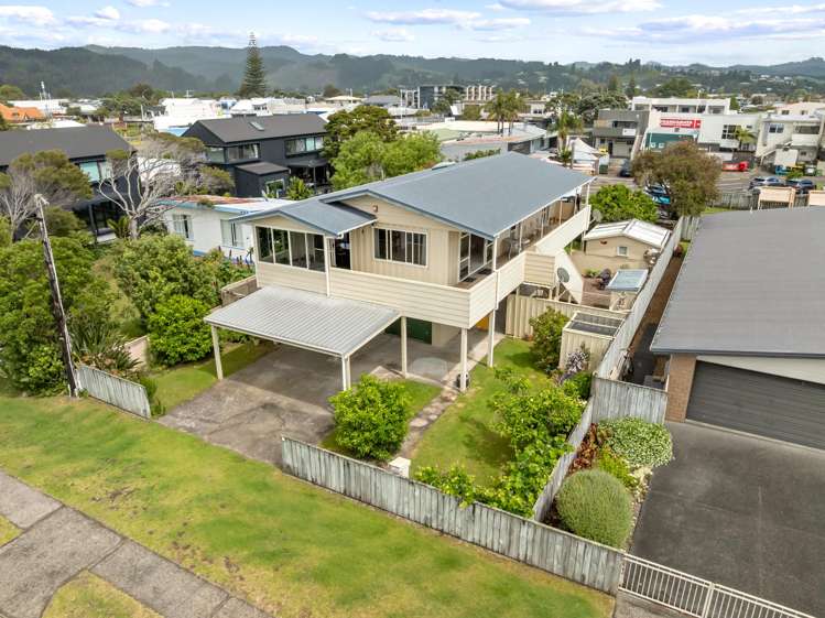 141 Barbara Avenue Whangamata_1