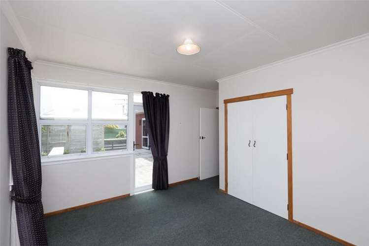 35 Disraeli Street Hawera_9