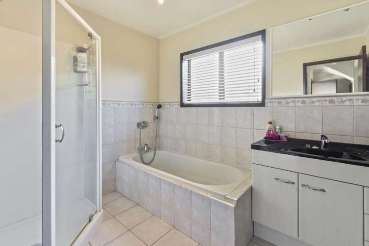 18 Helms Place Manurewa_6