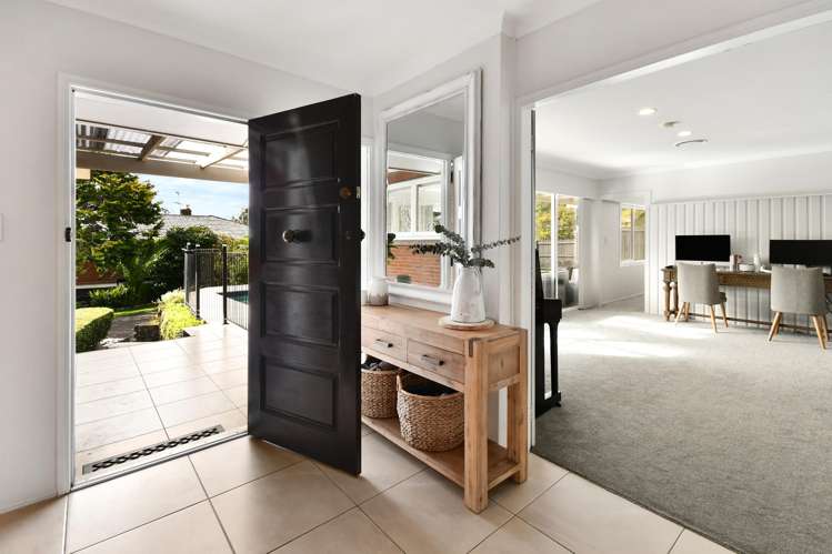 86 Hill Road Hillpark_10