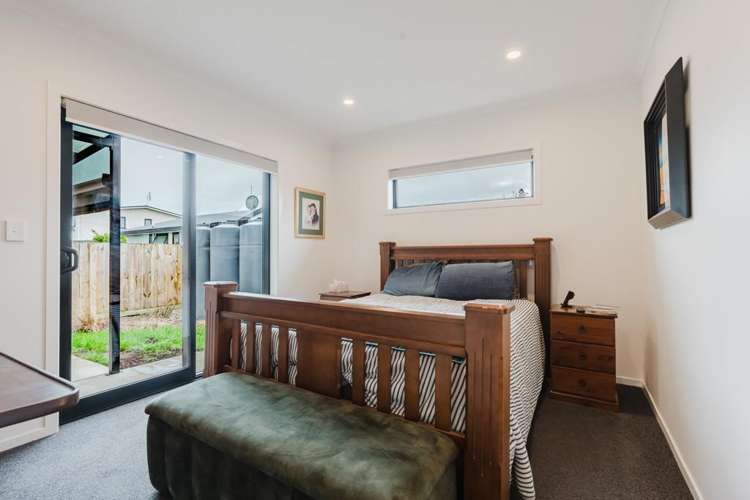 2/10 Norman Street Nawton_6