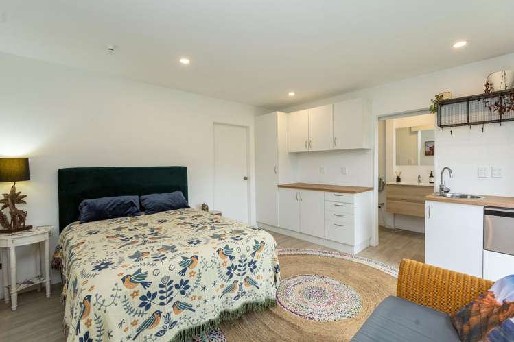 78 Thomas Road Carterton_23