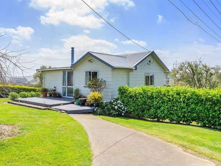 69 Puke Road Kumeu_5
