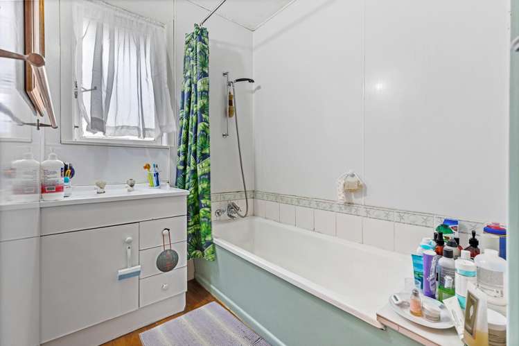 14 Mulgan Street New Windsor_18