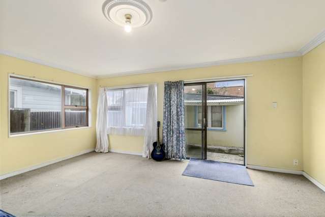 81 Endeavour Street Lyall Bay_3