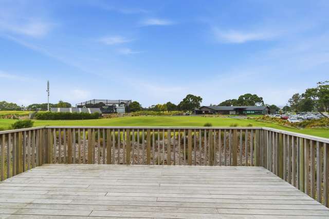 Auction Campaign – Space to Play. Views to Stay | 44A Golf Road