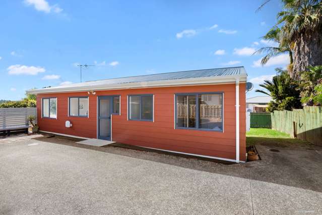 19a Fairclough Road Beach Haven_1