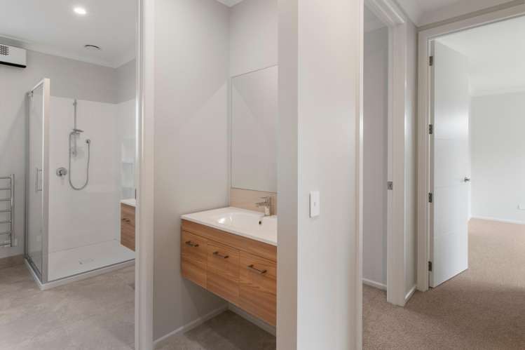 62 Woodley Road Richmond_23