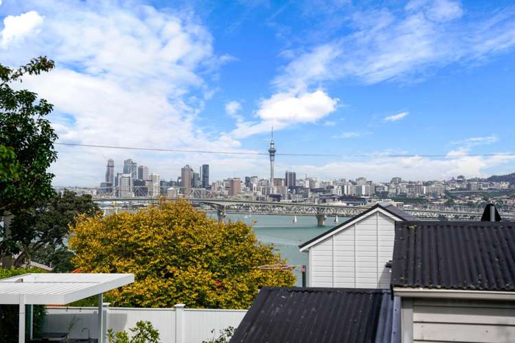 12 Bridge View Road_5