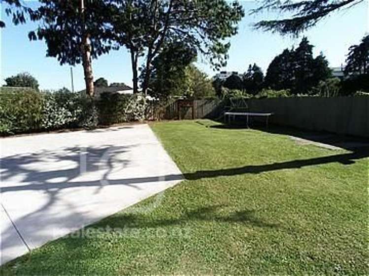 100 Gray Avenue Mangere East_2