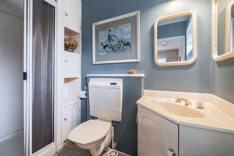 98 Chelmsford Street Windsor_11