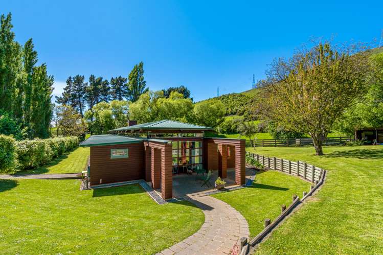 69 Avoca Valley Road Heathcote Valley_24